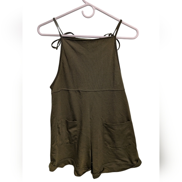 Hunter Green Women's Romper Size Small - Picture 3 of 3